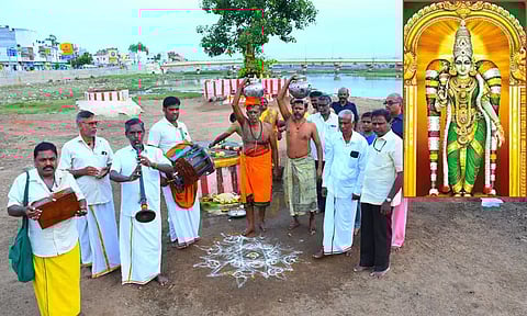 Vaigai holy water Abhishekam at Meenakshi Amman temple