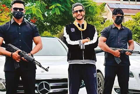 துப்பாக்கியுடன் இன்ஸ்டாகிராம் வீடியோ வெளியிட்ட வாலிபர் கைது