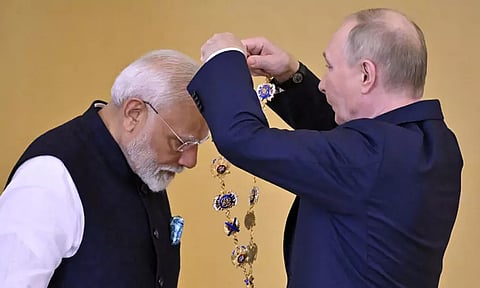 பிரதமர் மோடிக்கு ரஷியாவின் உயரிய விருது; அதிபர் புதின் கவுரவம்