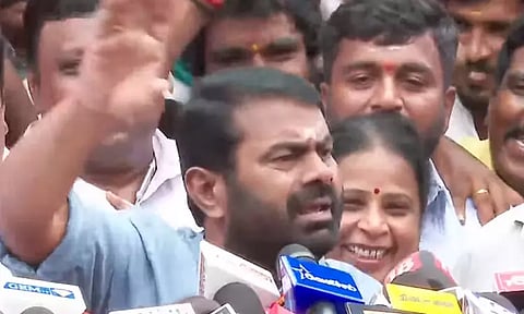 திமுகவினர் பேசினால் கருத்துரிமை; எதிர்க்கட்சிகள் பேசினால் அவமதிப்பா? சீமான் கேள்வி