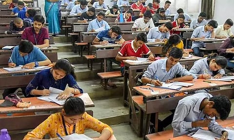 குரூப்-2, 2ஏ முதல்நிலை தேர்வுக்கு விண்ணப்பிக்க இன்று கடைசி நாள்