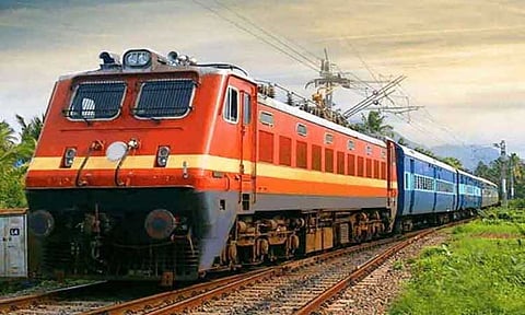 சென்னை-புதுச்சேரி, திருப்பதி ரெயில் போக்குவரத்தில் மாற்றம்