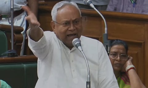 'நீங்கள் ஒரு பெண்.. உங்களுக்கு எதுவும் தெரியாது'- சட்டசபையில் கொந்தளித்த நிதிஷ்குமார்