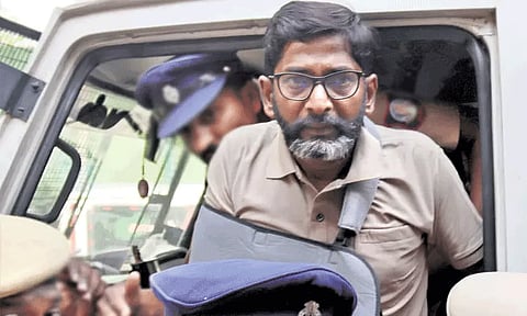 சவுக்கு சங்கர் வழக்கில் இருந்து நீதிபதிகள் விலகல்