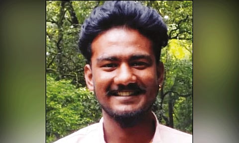 மனைவி பிரிந்து சென்ற விரக்தியில் வாலிபர் தற்கொலை: அதிர்ச்சியில் பாட்டியும் சாவு