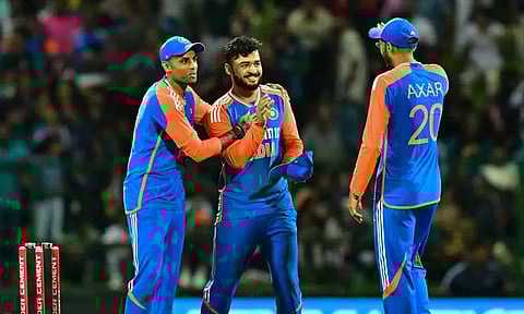 என்னுடைய பந்து வீச்சுக்கு அவர்தான் காரணம் - பின்னணியை பகிர்ந்த ரியான் பராக்