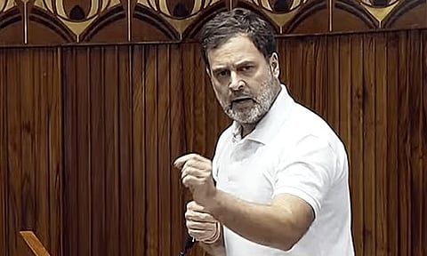 கை தட்டுவது, செல்போனில் டார்ச் அடிப்பதுதான் இளைஞர்களுக்கு நீங்கள் கொடுத்த வேலைவாய்ப்பா..? - ராகுல் காந்தி