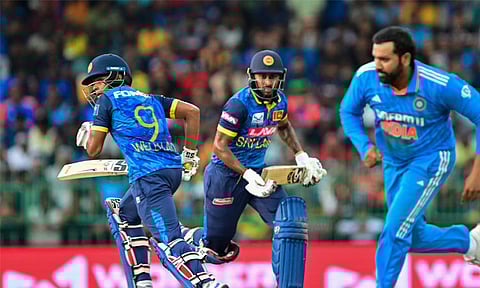 2-வது ஒருநாள் போட்டி: இந்தியா வெற்றி பெற 241 ரன்களை இலக்காக நிர்ணயித்த இலங்கை