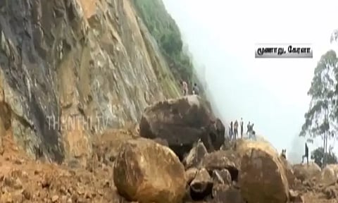 கேரளாவில் மீண்டும் நிலச்சரிவு: வாகனங்கள் செல்லாததால் உயிர்ச்சேதம் தவிர்ப்பு