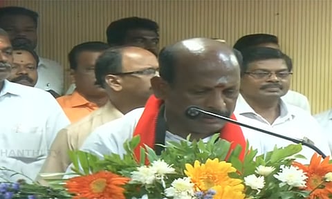 நெல்லை மாநகராட்சியின் புதிய மேயராக ராமகிருஷ்ணன் பதவியேற்பு