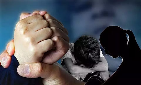 தியேட்டரில் இளம்பெண்ணுக்கு பாலியல் தொல்லை