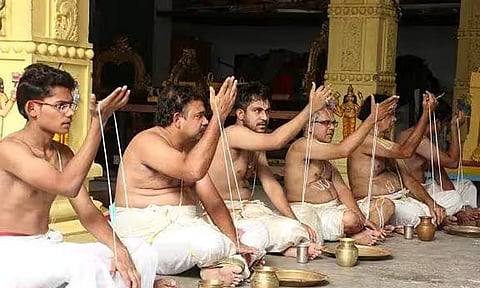 ஆவணி அவிட்டம்: பூணூல் மாற்ற உகந்த நேரம்