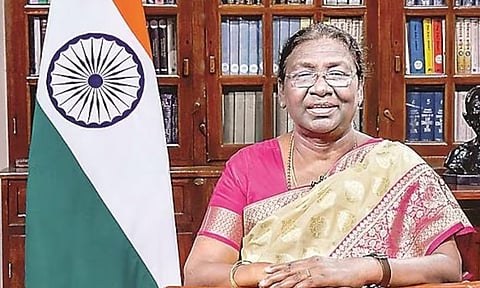 பெண்களின் பாதுகாப்பை உறுதி செய்ய வேண்டும்; ஜனாதிபதி ரக்சா பந்தன் வாழ்த்து