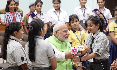 இளம் நண்பர்களுடன் ரக்ஷா பந்தன் கொண்டாடியதில் மகிழ்ச்சி - பிரதமர் மோடி