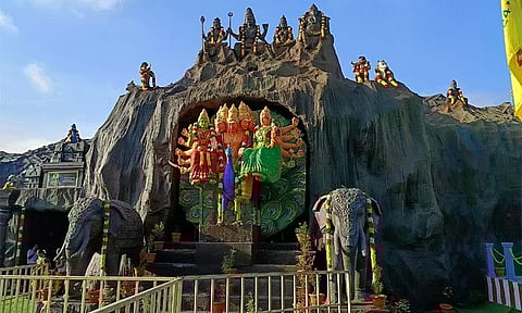 ஒரே நாளில் வருகை தந்து கூட்ட நெரிசலில் சிக்க வேண்டாம்: முருக பக்தர்களுக்கு கலெக்டர் அறிவுறுத்தல்