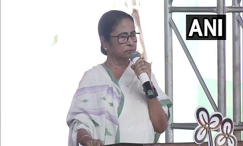 பாலியல் குற்றவாளிகளுக்கு தூக்குத் தண்டனை விதிக்கும் வகையில் சட்டத்திருத்தம் கொண்டு வரப்படும் - மம்தா பானர்ஜி