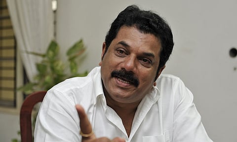 நடிகர் முகேஷை கைது செய்ய நீதிமன்றம் தடை