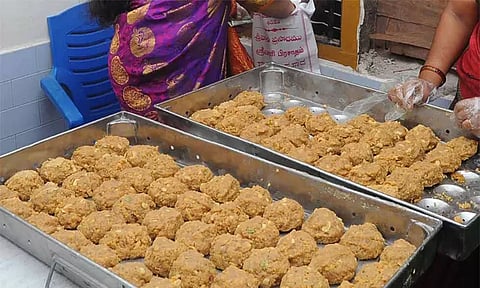 திருப்பதி லட்டுக்கு ஆதார் கட்டாயம் என தகவல்