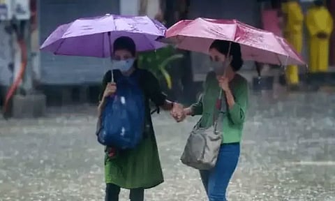 17 மாவட்டங்களில் மதியம் 1 மணி வரை மழைக்கு வாய்ப்பு