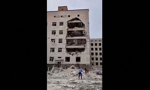 உக்ரைன் மீது ரஷியா சரமாரி தாக்குதல்: 50 பேர் பலி; 200க்கும் மேற்பட்டோர் காயம்