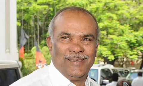 சபாநாயகர் அப்பாவு இன்று நேரில் ஆஜராக கோர்ட்டு உத்தரவு