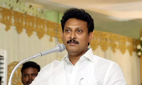 மத்திய அரசின் முடிவால் ஆசிரியர்களுக்கு சம்பளம் வழங்க முடியாத சூழல்: அமைச்சர் அன்பில் மகேஷ்