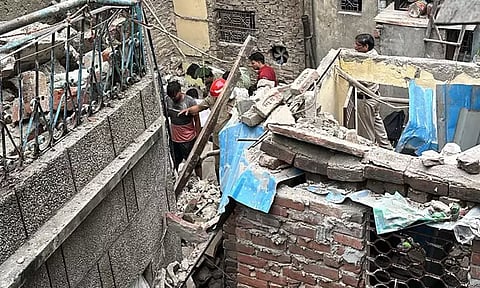 டெல்லியில் கட்டடம் இடிந்து விபத்து: 12 பேர் காயம்