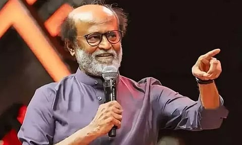 அரசியல் கேள்வி கேட்காதீர்கள்: நடிகர் ரஜினிகாந்த்