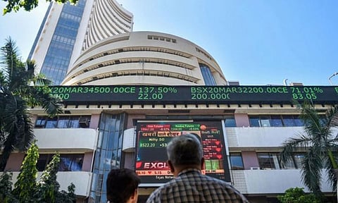 புதிய உச்சத்தில் நிறைவடைந்த இந்திய பங்குச்சந்தை