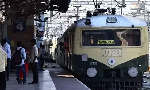 சென்னை கடற்கரை - தாம்பரம் மின்சார ரெயில் சேவை இன்று ரத்து