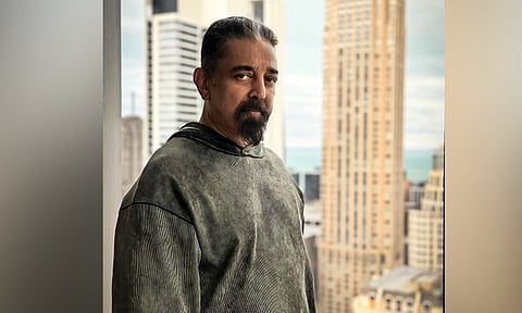 இணையத்தில் வைரலாகும் கமலின் புதிய தோற்றம்