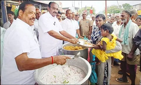 தி.மு.க. அரசு புதிய திட்டங்களை கொண்டு வரவில்லை - முன்னாள் அமைச்சர் செ.தாமோதரன் குற்றச்சாட்டு
