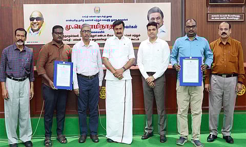 செய்தி மக்கள் தொடர்புத்துறையில் கருணை அடிப்படையில் பணி நியமன ஆணை - அமைச்சர் சாமிநாதன் வழங்கினார்