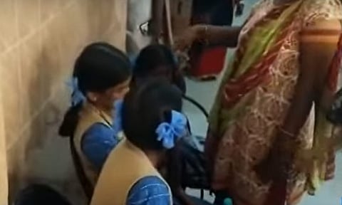 சென்னையில் தனியார் பள்ளியில் வாயுக் கசிவு: 35 மாணவிகள் ஆஸ்பத்திரியில் அனுமதி