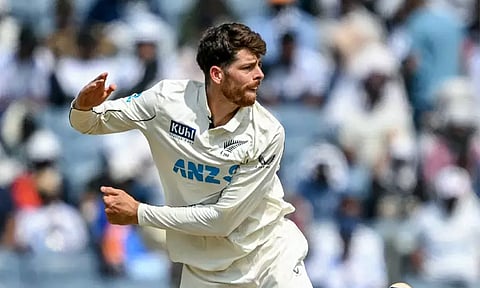 டெஸ்ட் கிரிக்கெட்: விராட் கோலிக்கு எதிராக முதல் வீரராக மாபெரும் சாதனை படைத்த சான்ட்னெர்