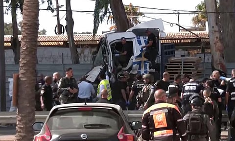 ஆப்பிரிக்காவில் ராணுவ முகாம் மீது மர்ம நபர்கள் தாக்குதல்: 40 வீரர்கள் பலி