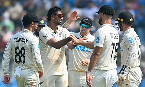 இந்திய மண்ணில் 2-வது வெளிநாட்டு அணி.. ஆஸ்திரேலியாவின் மாபெரும் சாதனையை சமன் செய்த நியூசிலாந்து