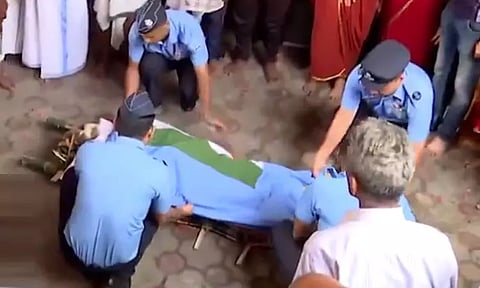 நடிகர் டெல்லி கணேஷ் உடலுக்கு இந்திய விமானப்படை சார்பில் மரியாதை