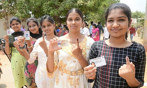 வயநாடு இடைத்தேர்தல்: விறுவிறு வாக்குப்பதிவு