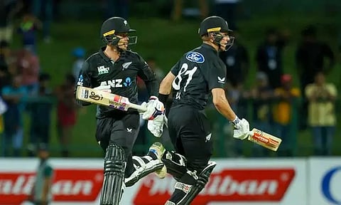 2வது ஒருநாள் போட்டி: இலங்கை அணிக்கு 210 ரன்கள் இலக்கு நிர்ணயித்த நியூசிலாந்து