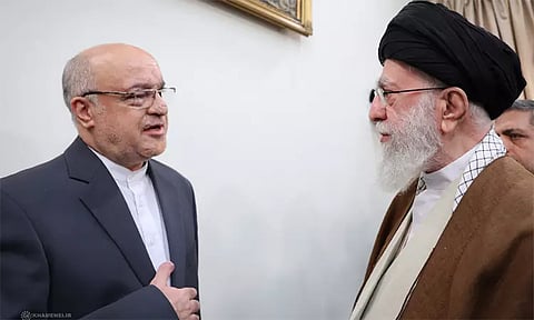 உடல்நிலை பாதிப்பா..? எதிர்மறையான தகவல்களுக்கு முற்றுப்புள்ளி வைத்த ஈரான் தலைவர்