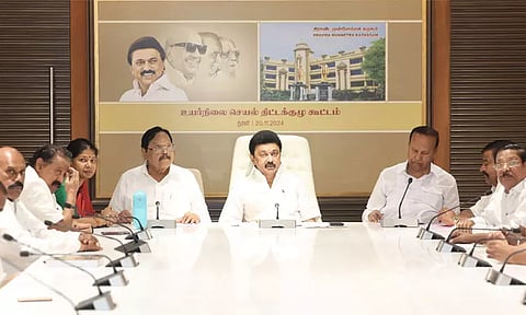 சட்டசபை தேர்தலுக்குத் தயாராவோம்: திமுக உயர்நிலை கூட்டத்தில் தீர்மானம்