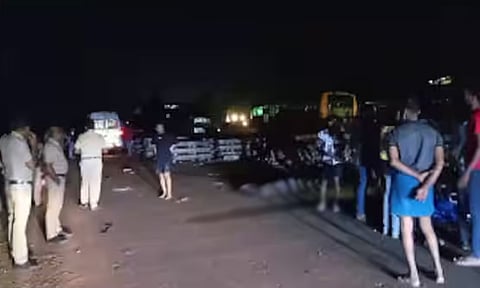 கேரளா: சாலையோரம் தூங்கிக்கொண்டிருந்தவர்கள் மீது லாரி ஏறி விபத்து - 5 தமிழர்கள் பலி