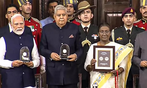 இந்திய அரசியலமைப்பின் மூலம் சமூக நீதியை அடைந்துள்ளோம் - ஜனாதிபதி திரவுபதி முர்மு