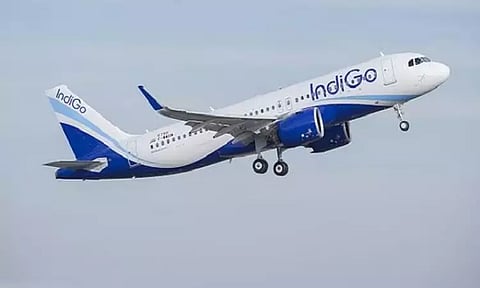 கனமழை, புயல்: சென்னை, மதுரை விமான பயணிகளுக்கு இண்டிகோ நிறுவனம் முன்னெச்சரிக்கை