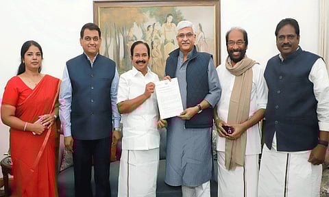 மத்திய சுற்றுலா துறை மந்திரியுடன் அமைச்சர் ராஜேந்திரன், திருச்சி சிவா எம்.பி. சந்திப்பு