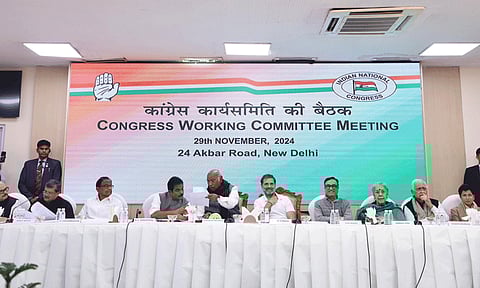 டெல்லியில் காங்கிரஸ் செயற்குழு கூட்டம் - தேர்தல் பின்னடைவுகள் குறித்து ஆலோசனை