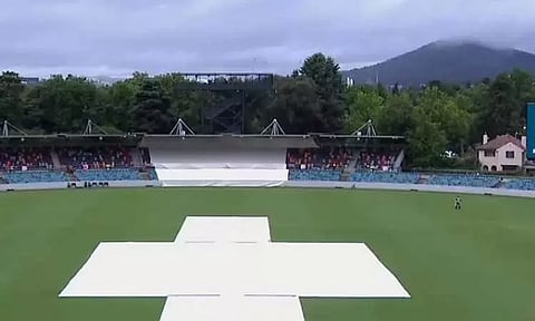 இந்தியா - ஆஸ்திரேலிய பிரதமர் லெவன் அணி பயிற்சி ஆட்டம்: மழையால் முதல் நாள் ஆட்டம் ரத்து