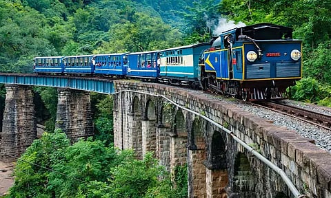 ஊட்டி மலை ரெயில் சேவை 3 நாட்களுக்கு ரத்து