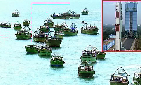 பழவேற்காடு மீனவர்கள் நாளை கடலுக்கு செல்ல தடை